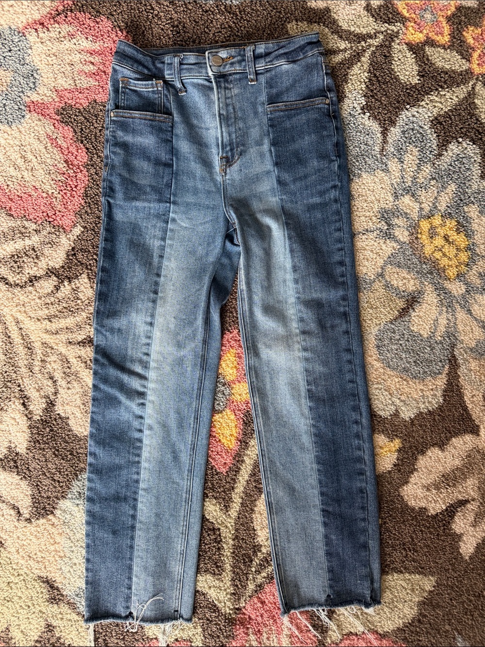 Risen Two-Tone Panel Raw Hem Straight Leg Jeans | Size 7